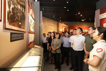 说明: //zzb.fanhaovip.net/__local/6/BD/3E/186ED0FD6D6DCA23770820E1919_52C55842_4F3E4.jpeg